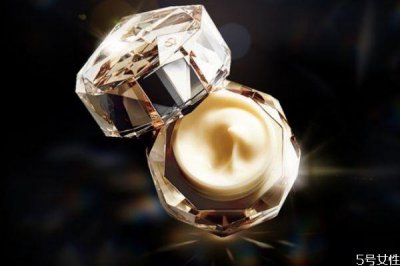 ​cpb金致乳霜是晚霜吗 cpb金致乳霜使用顺序