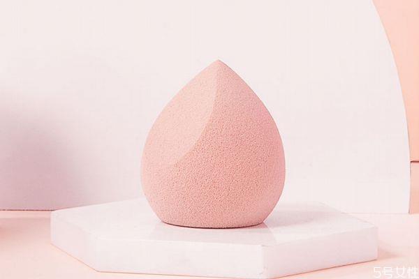 美妆蛋有黑点还能用吗 美妆蛋有霉点怎么弄干净