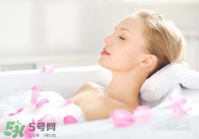 ​牛奶浴多久泡一次最好？牛奶浴一次泡多久？