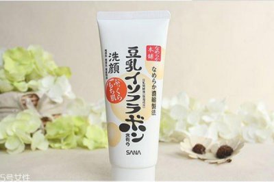 ​豆乳洗面奶可以卸妆吗 豆乳洗面奶测评
