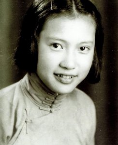 ​金焰始终不承认出轨，秦怡照顾他瘫痪的晚年，追悼会上出现私生子