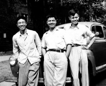 ​杨振宁和搭档李政道的恩怨始末：两人年近100岁，至今仍未和解