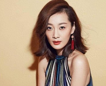 ​徐梵溪：出道18年不火，男友花5亿娶李小冉，她不吵不闹低调成