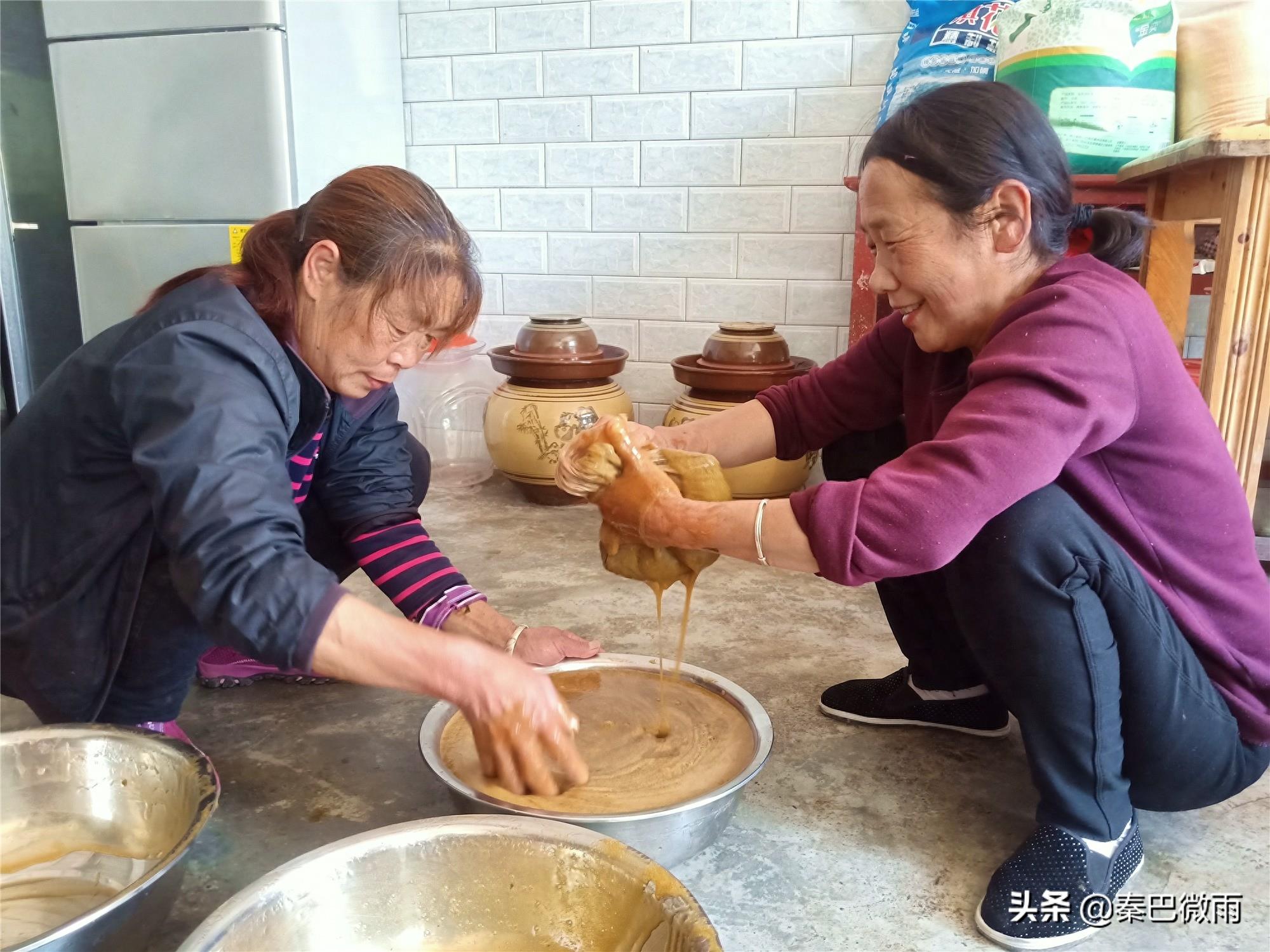 秦岭里生长的这种植物，嫩叶可制作成“神仙豆腐”，你吃过没有？