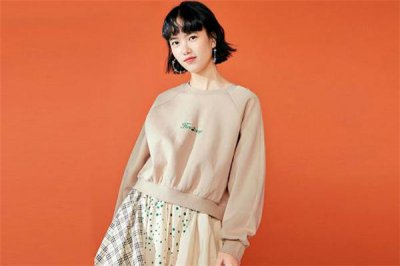 ​小个子女生秋天穿什么显高 小个子女生秋天如何穿搭