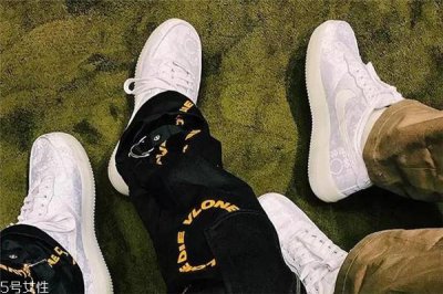 ​耐克af1白丝绸怎么洗 打理方式很关键