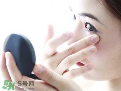 ​眼膜和眼霜有什么区别?眼膜和眼霜的区别