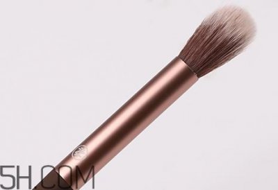​鼻影刷是什么样的？鼻影刷怎么用？