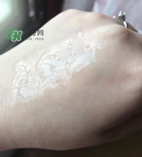 薇姿水光焕白精华水怎么样？薇姿水光焕白精华水好用吗？