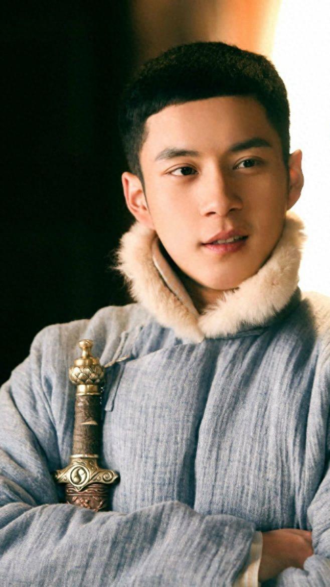 《人生若只如初见》韩东君高清壁纸——这身材，看了得流口水了！