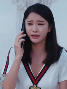 ​《断亲后恋爱脑女儿哭惨了》短剧讲了什么？故事梗概