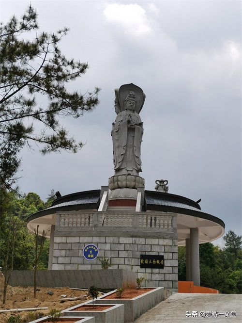 历史名山，佛教圣地，福建龙岩市永定区的南华山，曾为东南第一寺