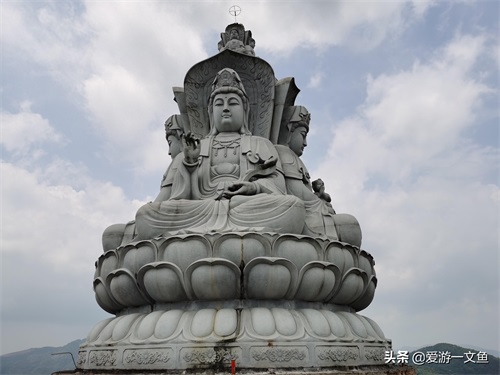 历史名山，佛教圣地，福建龙岩市永定区的南华山，曾为东南第一寺