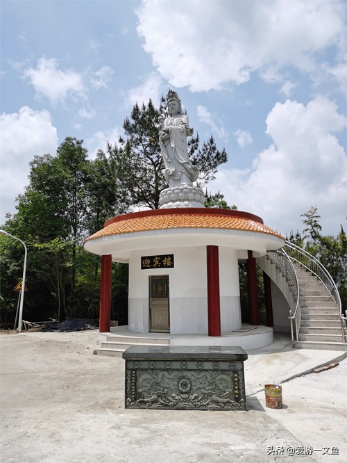 历史名山，佛教圣地，福建龙岩市永定区的南华山，曾为东南第一寺