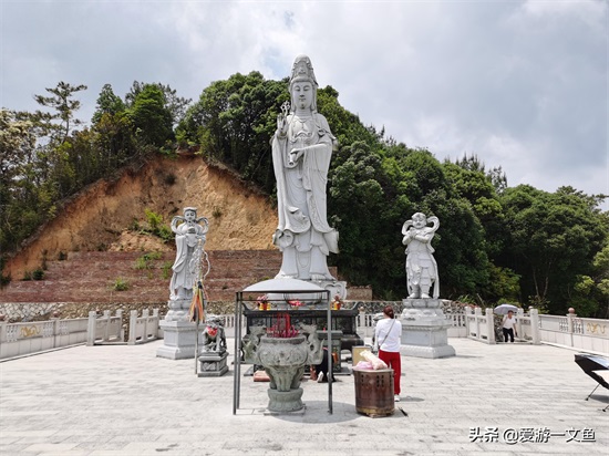 历史名山，佛教圣地，福建龙岩市永定区的南华山，曾为东南第一寺
