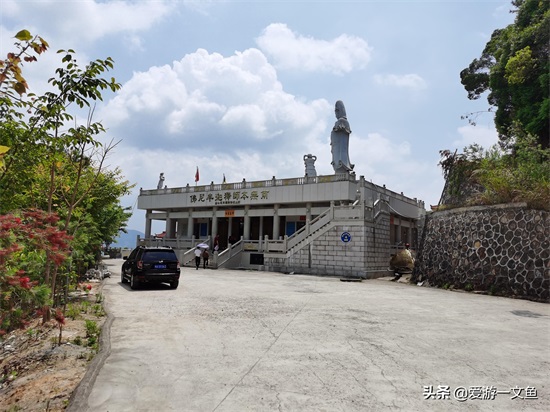 历史名山，佛教圣地，福建龙岩市永定区的南华山，曾为东南第一寺