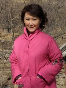 ​还记得《终极一班》的雷婷吗？如今30多岁留长发，美到让人认不出