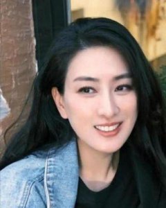 ​马苏与李小璐夜宿门事件解析：从友情到争议的内幕