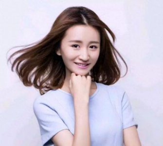​聂欢的家庭背景及父母职业曝光，任嘉伦妻子家境引人关注，是否为欢瑞千金引发