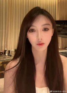 ​李菲儿回应采访：情商高，避免舆论风波，黄晓明与叶珂引关注