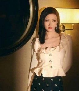 ​景甜家庭背景揭秘：她身后的神秘大佬及个人资料