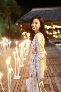 ​揭秘盖玥希演艺生涯：曾出演多部热门剧集，风格多变备受瞩目
