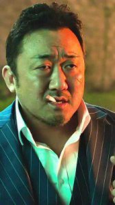 ​神马东锡：不靠演技靠巴掌声，平A自带暴击，被誉为韩国最后的猛男