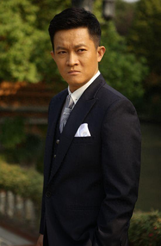 内地男星杨志刚