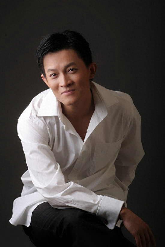 内地男星杨志刚