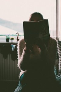 ​你有《时间简史》吗？ 神经病，我有时间也不捡屎|你为什么读书