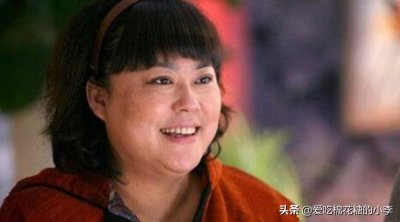 ​李菁菁被前夫爆料撒泼打滚要跳楼，拿着菜刀追丈夫，打女儿太狠