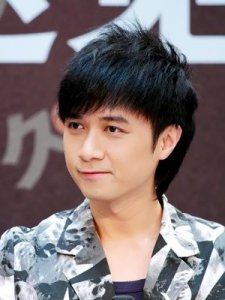 ​陈英雪比古巨基大多少岁 他们之间也是标准的姐弟恋