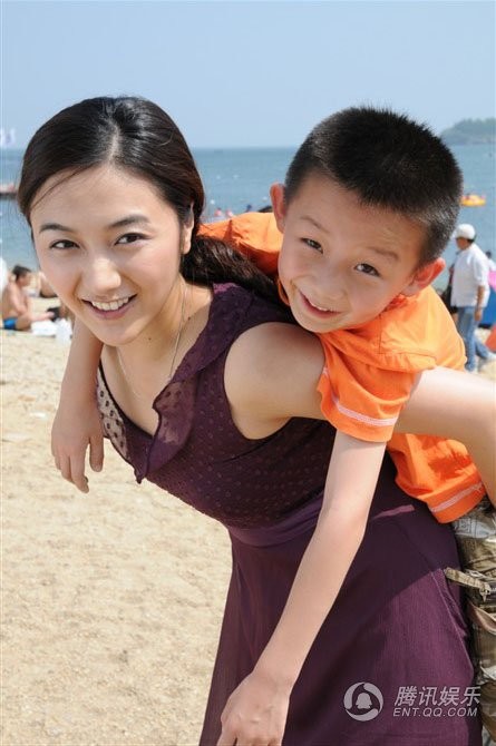 舒砚个人资料演过电视剧三围多少比基尼照 舒砚老公是谁离婚了吗
