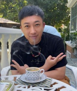 ​于正再发长文谈“借钱”争议：真的很值得一说