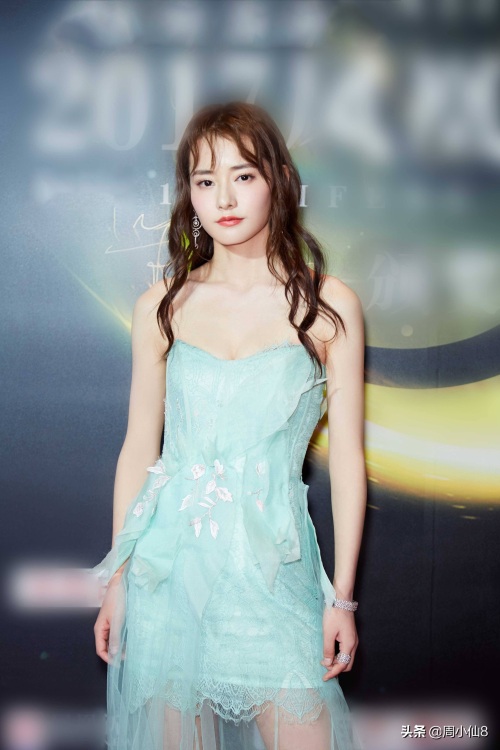 柴碧云，娱乐圈影视女演员，是具有潜力的女明星