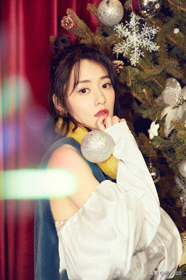 柴碧云，娱乐圈影视女演员，是具有潜力的女明星