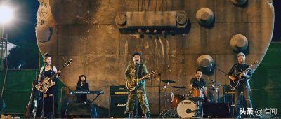 ​新裤子乐队的这首《没有理想的人不伤心》，不知道唱哭多少人