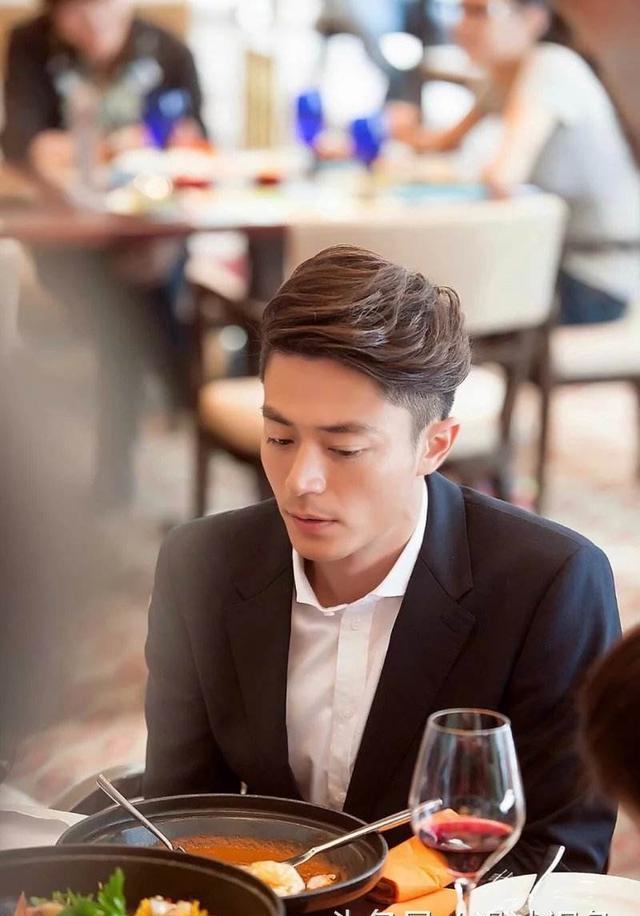 霍建华经纪人辞退，原因只是林心如曾声明一个家不能有两个女主人