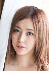 ​泷川华音个人资料写真作品