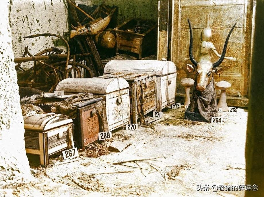 埃及金字塔内部的彩色老照片曝光,法老的宝贝遍地,图5是木乃伊