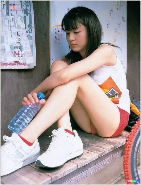 盘点中日韩侵略性颜值女星（说说日本颜值最高的清纯系女明星和她们的电影）(6)