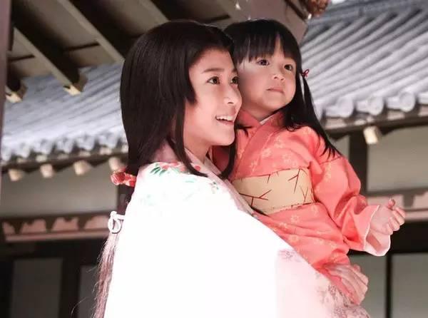 盘点中日韩侵略性颜值女星（说说日本颜值最高的清纯系女明星和她们的电影）(14)