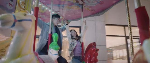 关于vr的动作电影（打着科幻旗号的爱情片）(10)