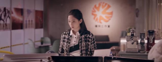 关于vr的动作电影（打着科幻旗号的爱情片）(38)