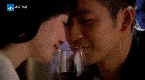 钟汉良李小冉生理反应(这才是成年人该看的剧)