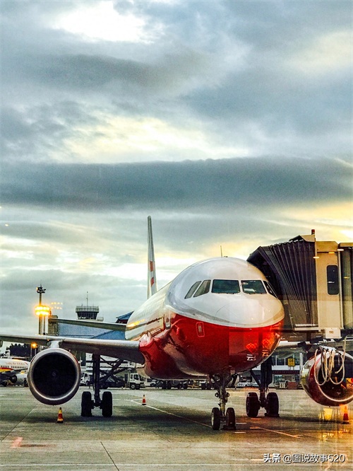 因一座古城而兴的云南机场,年吞吐量达717万,少有人知道它全名