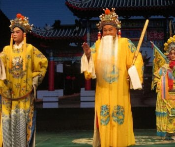 ​小说、戏曲中的“八贤王”赵德芳是真的吗，历史上有没有原型？