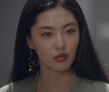 ​从运动员到模特，到转型做演员，《猎罪图鉴》陈碧舸的人生很精彩