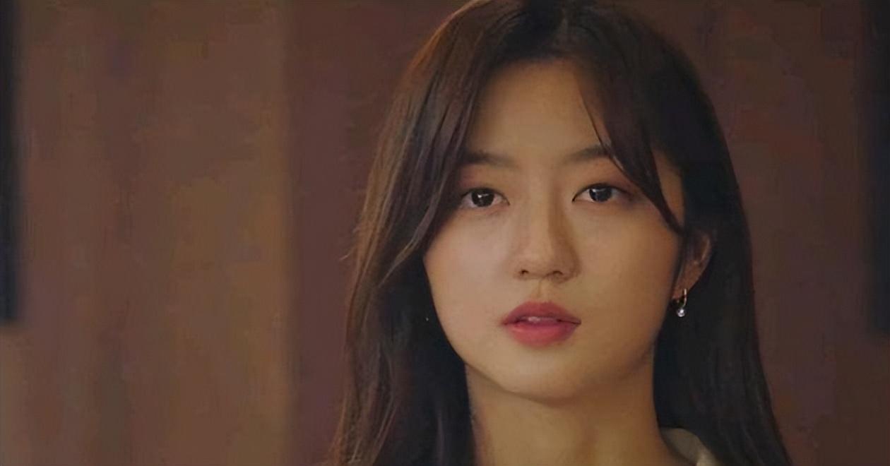 顶楼闵雪雅是谁杀的（韩国电视剧顶楼闵雪雅是谁杀的）(图3)