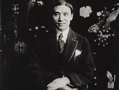 ​“文物大盗”卢芹斋：30岁娶小15岁姑娘跟36岁岳母苟且真的太无耻